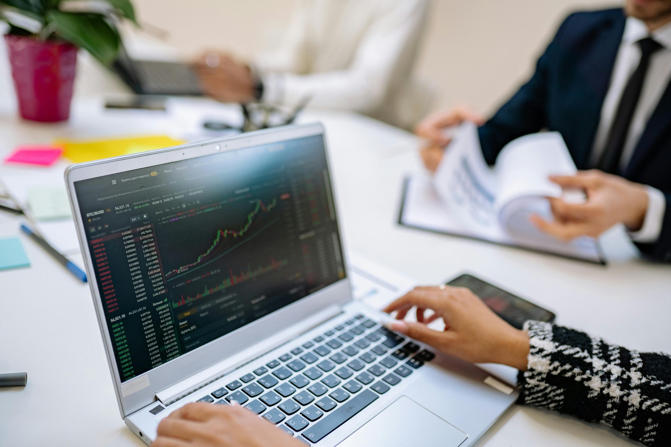 Pourquoi le « suivi de positions IA » devient un suivi de citations à l&rsquo;ère des LLM